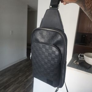 Men shoulder carry bag